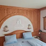 Sportpension Alpenrose Guest house