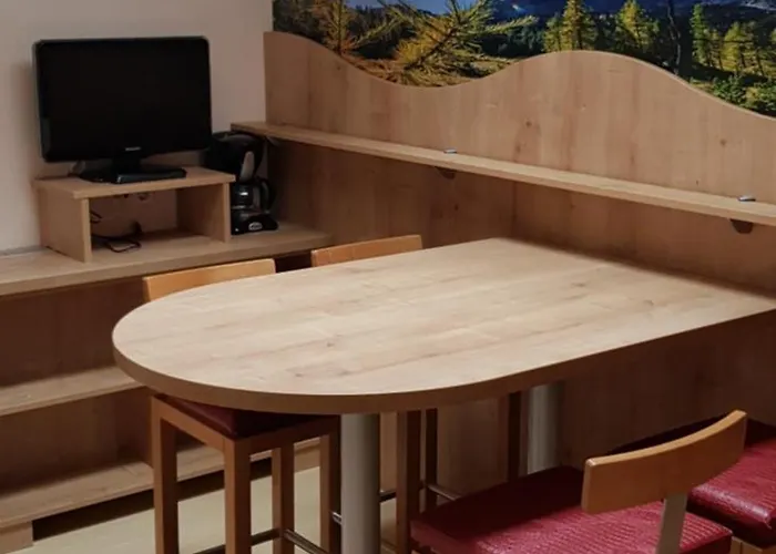 Sportpension Alpenrose 4*